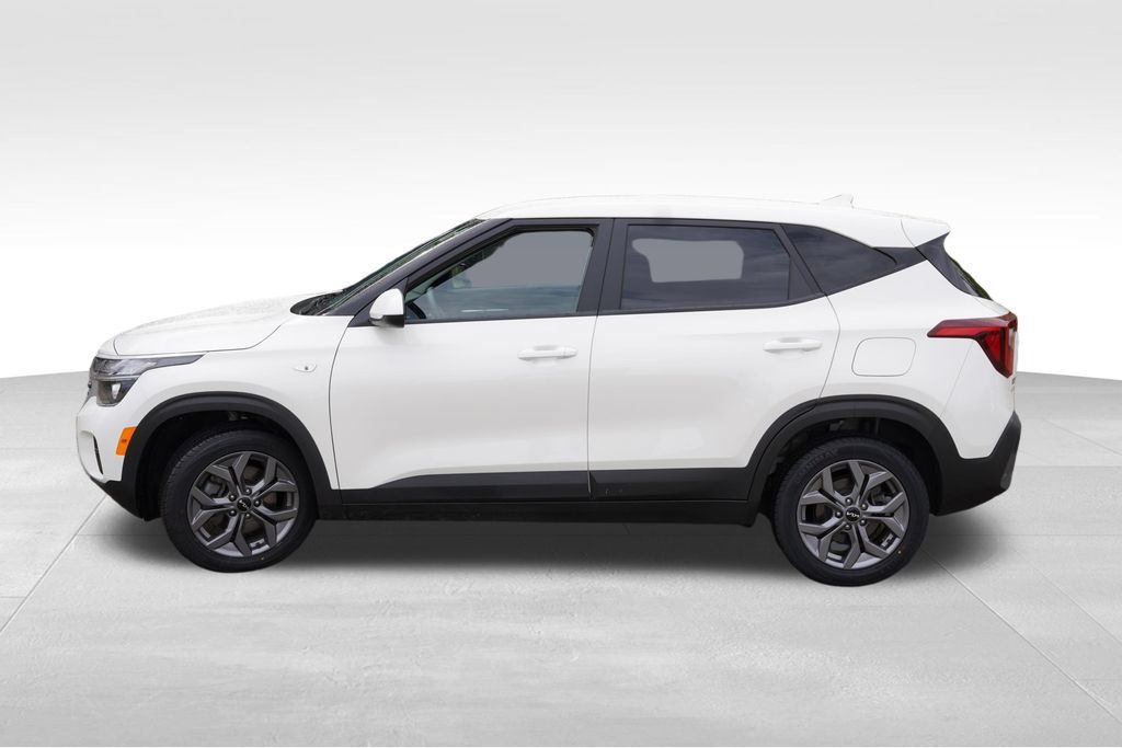Certified 2024 Kia Seltos LX AWD/4WD image 9