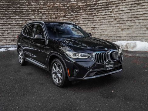 Used 2023 BMW X3 xDrive30i image 2