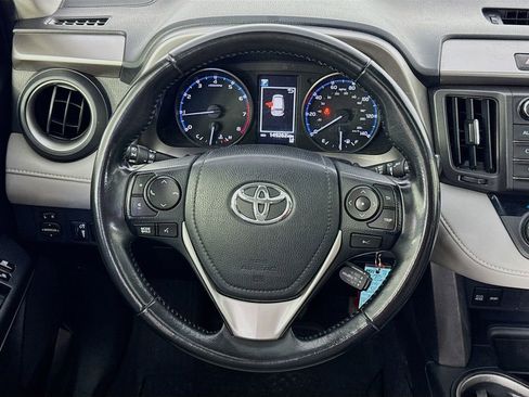 Used 2018 Toyota RAV4 XLE image 32