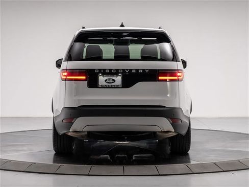 Used 2024 Land Rover Discovery S AWD/4WD image 4