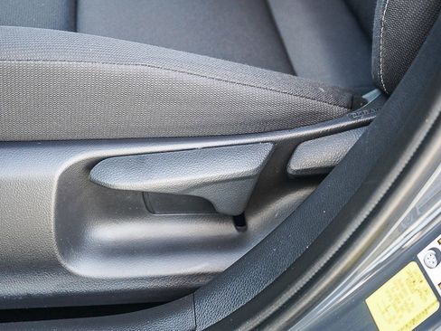 Certified 2023 Toyota Corolla LE image 21