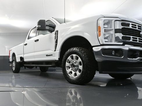 Used 2023 Ford F350 XLT image 51