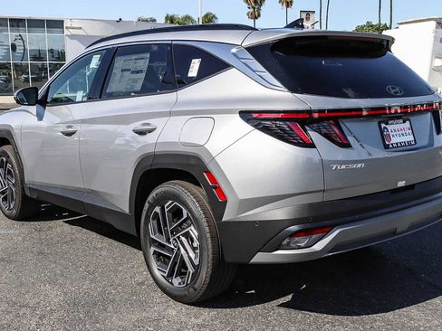 New 2026 Hyundai Tucson Limited AWD/4WD image 9