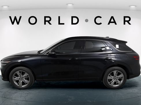 Used 2025 Genesis GV70 3.5T Sport AWD/4WD image 6
