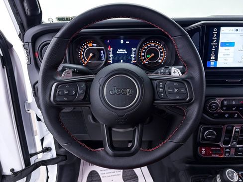 Used 2024 Jeep Wrangler Unlimited Rubicon 392 image 34