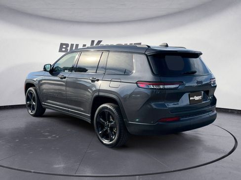 Used 2022 Jeep Grand Cherokee L Laredo image 3