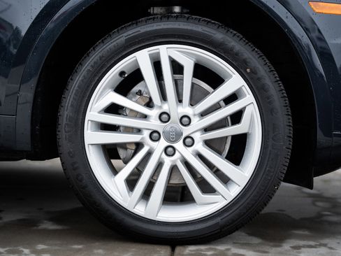 Used 2019 Audi Q5 2.0T Premium Plus w/ Premium Plus Package image 23