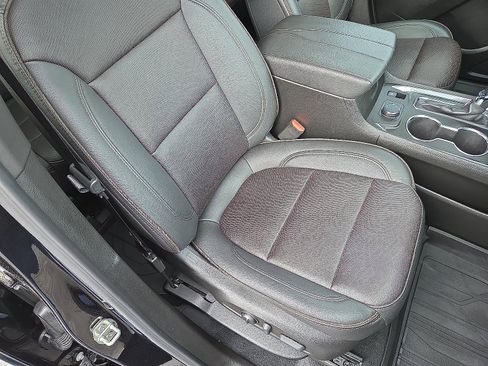 Certified 2023 Chevrolet Traverse High Country w/ LPO, Floor Liner Package image 16