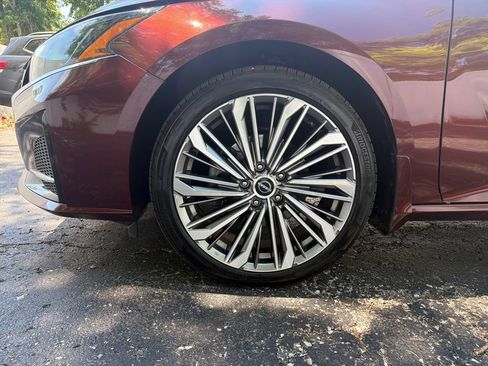 Used 2023 Nissan Altima 2.5 SL AWD/4WD image 31