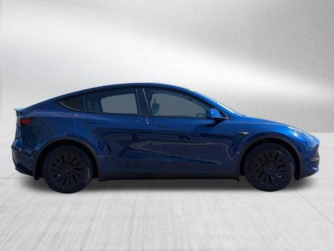 Used 2023 Tesla Model Y Long Range AWD/4WD image 8