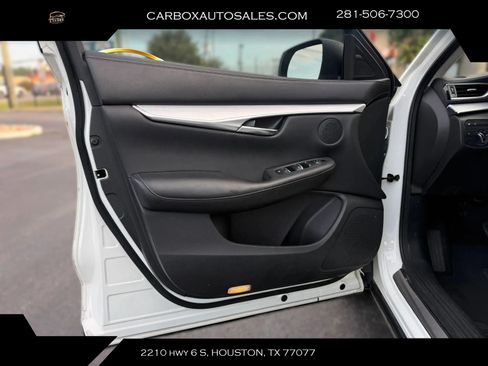 Used 2021 INFINITI QX50 Luxe FWD image 19