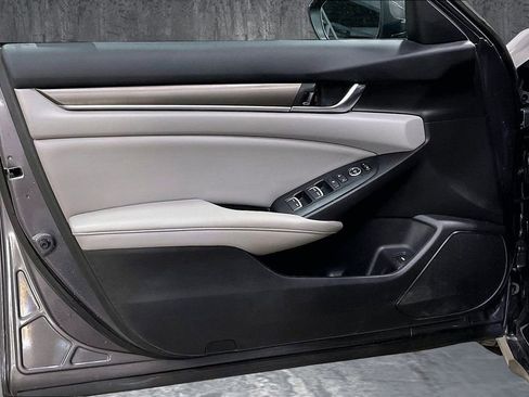 Used 2020 Honda Accord LX image 19