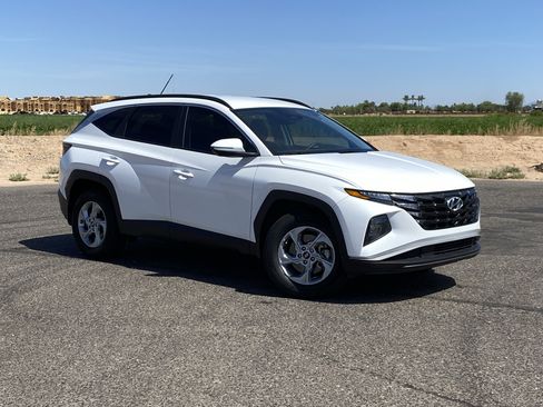 Certified 2023 Hyundai Tucson SEL AWD/4WD image 32