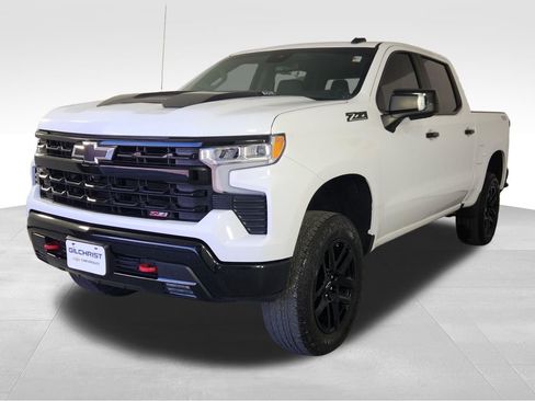Used 2022 Chevrolet Silverado 1500 LT Trail Boss w/ LT Trail Boss Premium Package image 3