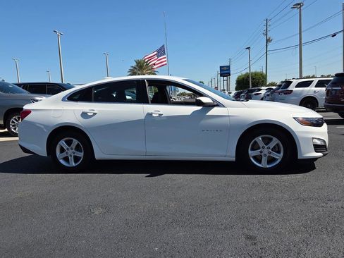 Used 2024 Chevrolet Malibu LT FWD image 8