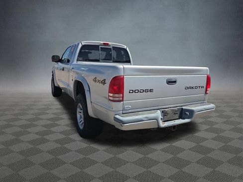 Used 2004 Dodge Dakota Sport w/ Deluxe Convenience Group AWD/4WD image 4