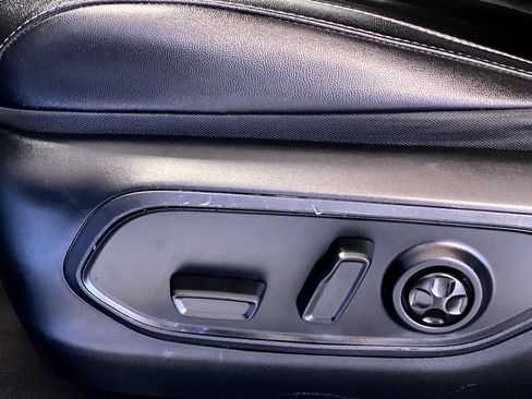 Used 2023 Jeep Grand Cherokee Limited RWD image 17