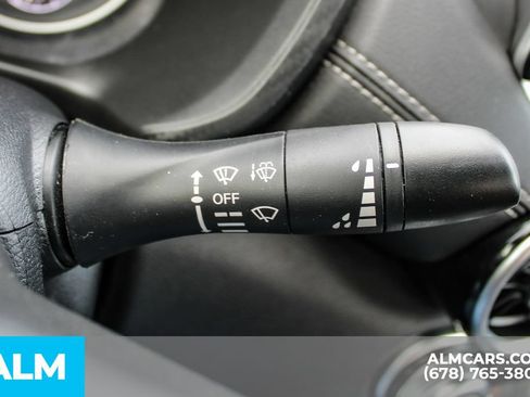 Used 2024 Nissan Sentra SV FWD image 29