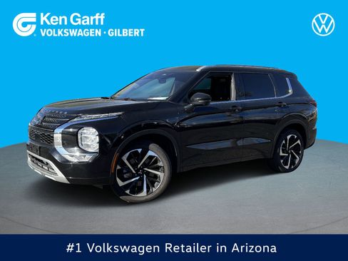 Used 2022 Mitsubishi Outlander SEL image 1