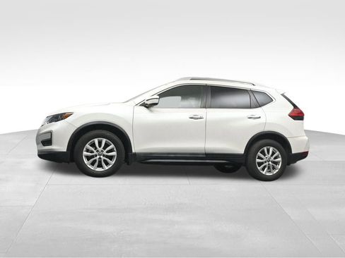 Used 2017 Nissan Rogue SV FWD image 11