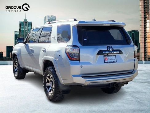 Used 2020 Toyota 4Runner TRD Off-Road Premium image 3