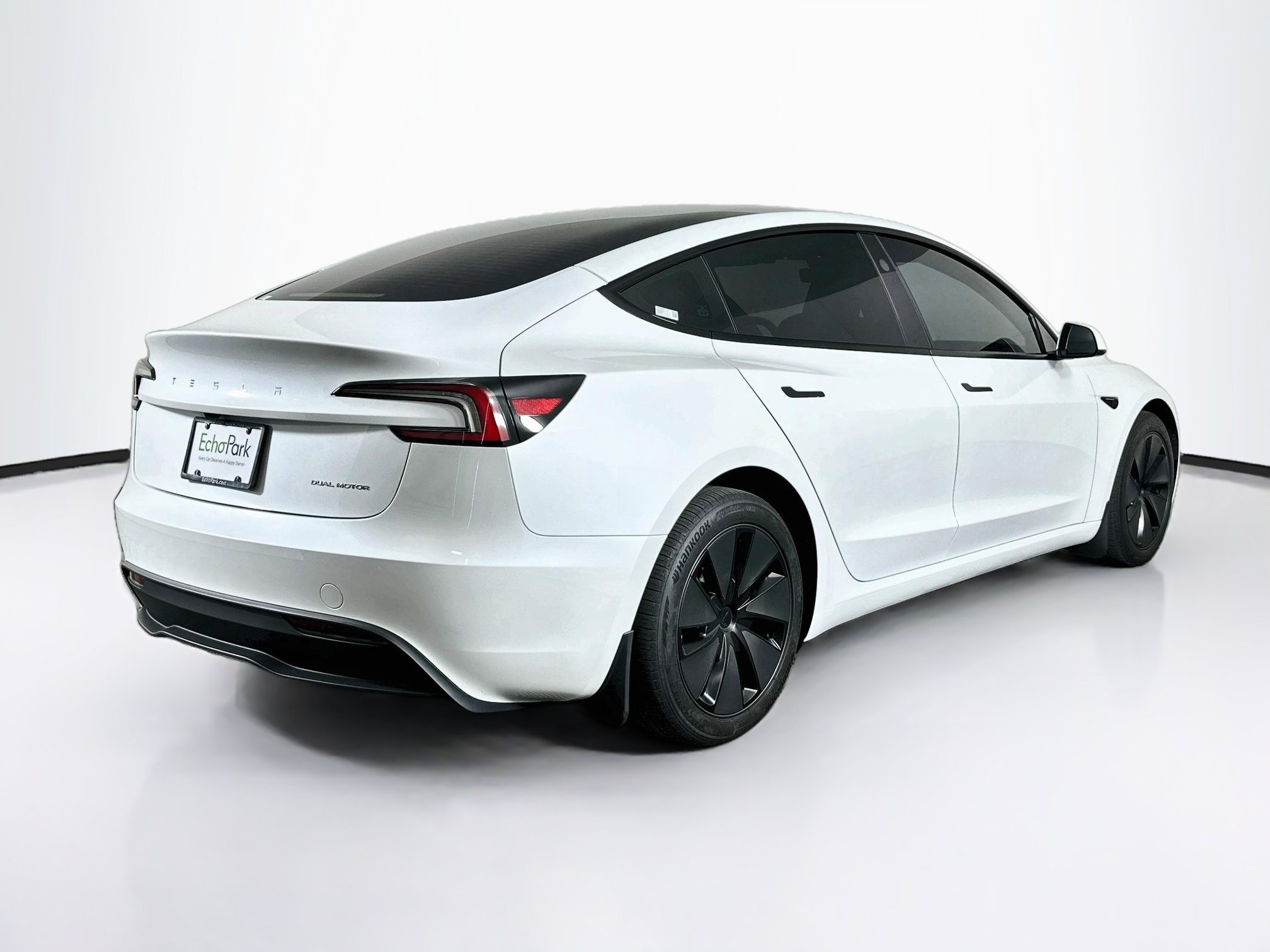 Used 2025 Tesla Model 3 Long Range AWD/4WD image 9