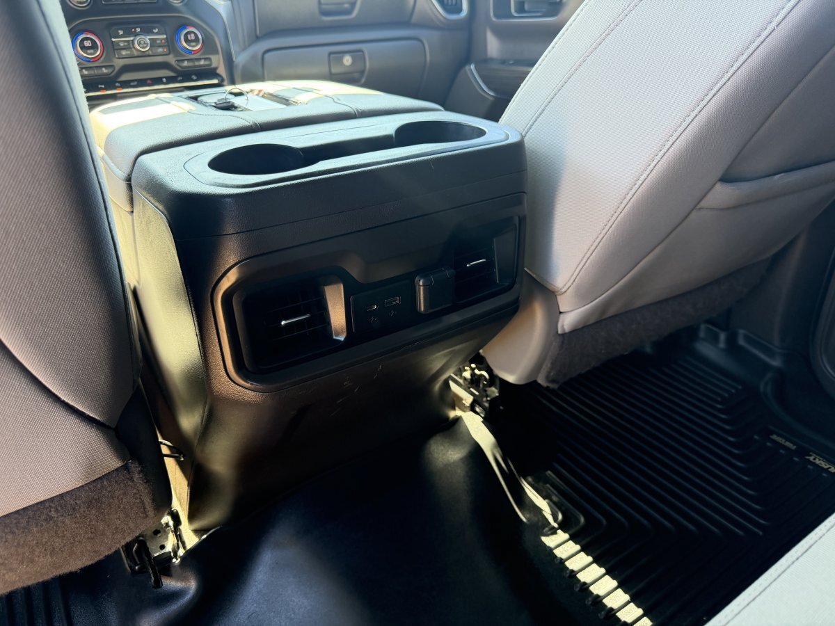 Used 2020 Chevrolet Silverado 1500 RST w/ Texas Edition AWD/4WD image 26