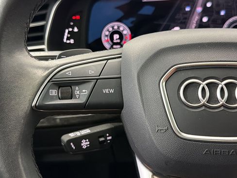 Used 2023 Audi Q7 3.0T Premium w/ Convenience Package AWD/4WD image 17