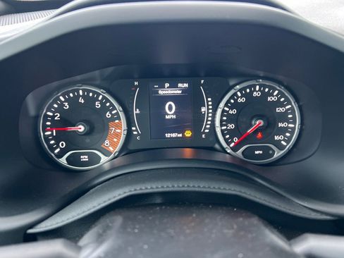 Used 2023 Jeep Renegade Latitude image 26