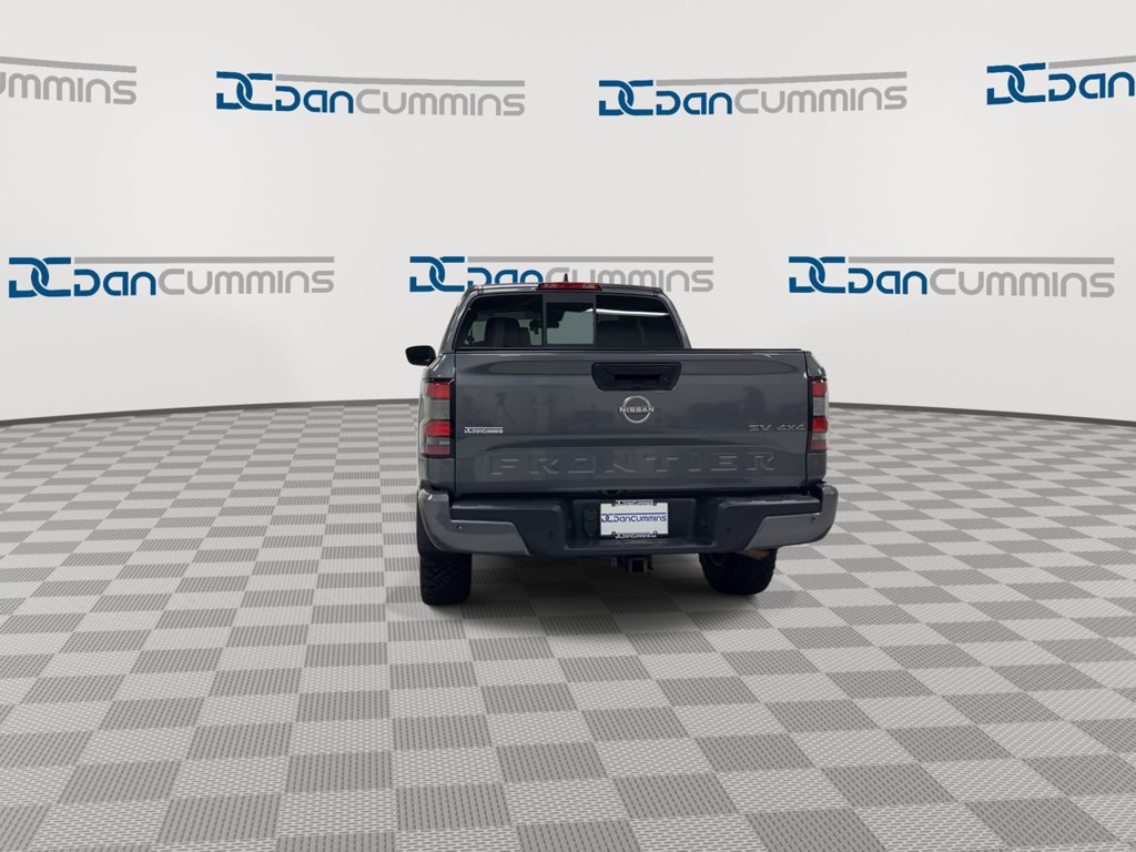 Used 2022 Nissan Frontier SV AWD/4WD image 7