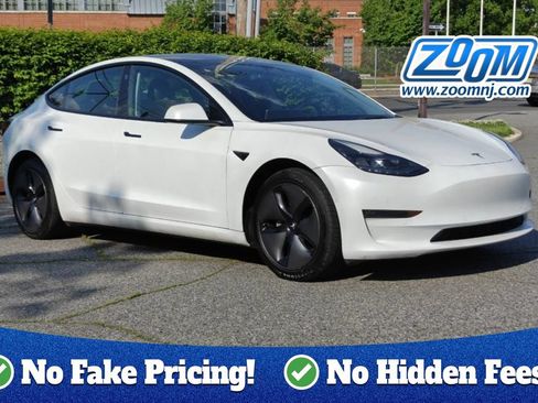 Used 2022 Tesla Model 3 Long Range AWD/4WD image 1