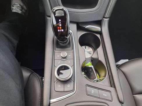 Used 2025 Cadillac XT5 Luxury image 20