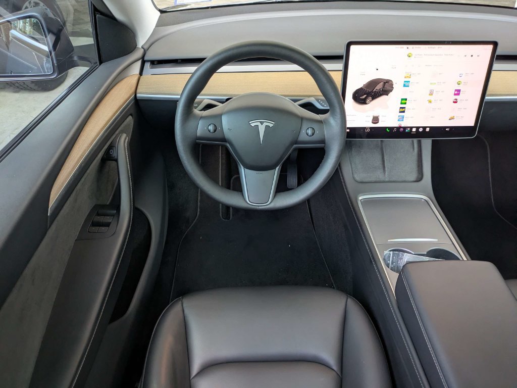 Used 2023 Tesla Model Y Long Range AWD/4WD image 34