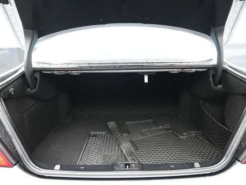 Used 2009 Mercedes-Benz E 350 4MATIC Sedan image 23