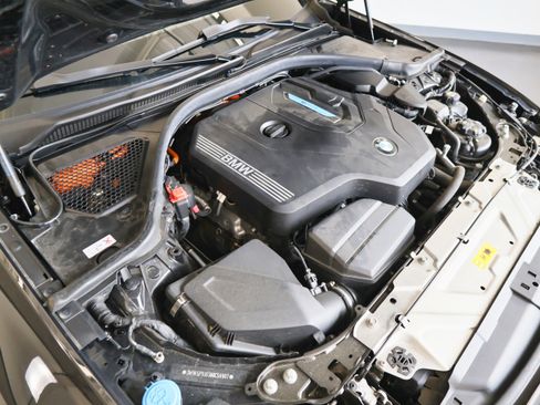 Used 2022 BMW 330e xDrive w/ M Sport Package image 47