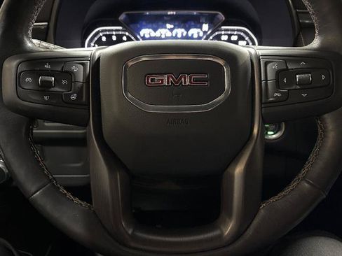 Used 2021 GMC Yukon XL AT4 AWD/4WD image 15