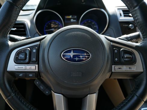 Used 2017 Subaru Outback 2.5i Limited AWD/4WD image 25