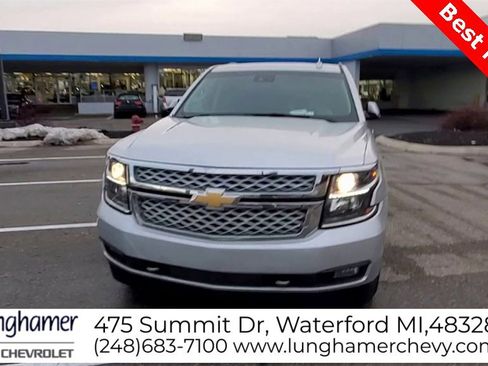 Used 2019 Chevrolet Suburban LT w/ LT Signature Package image 3
