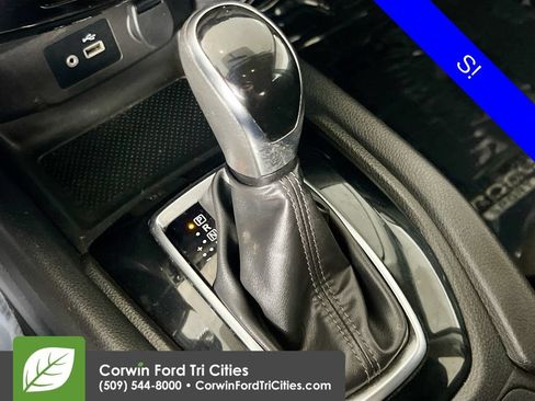 Used 2019 Nissan Rogue Sport S AWD/4WD image 10