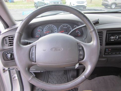 Used 2002 Ford F150 Lariat image 20