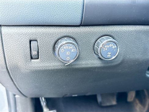 Used 2022 Chevrolet Colorado Z71 image 25