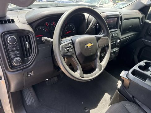 Used 2024 Chevrolet Silverado 2500 Custom w/ Custom Value Package AWD/4WD image 18