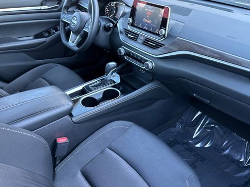 Used 2023 Nissan Altima 2.5 SV image 15