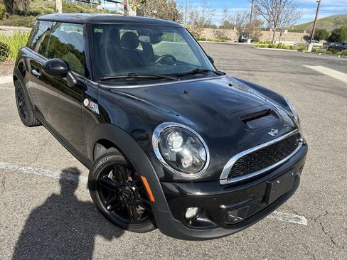 Used 2013 MINI Cooper S image 6