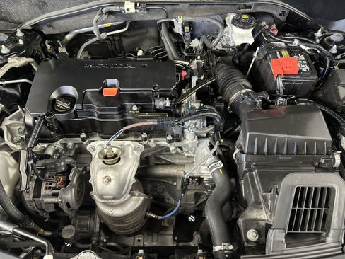 Used 2023 Honda HR-V Sport image 28