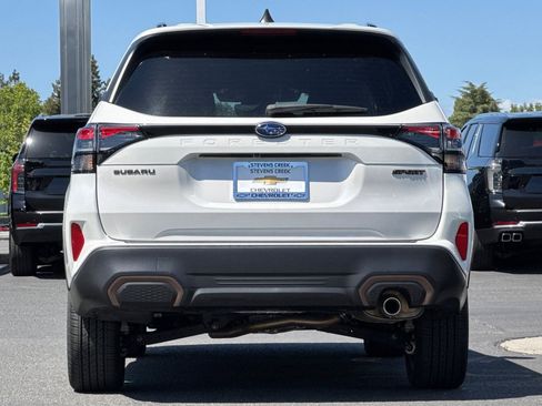 Used 2025 Subaru Forester Sport w/ Popular Package #2 AWD/4WD image 6