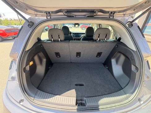 Used 2023 Chevrolet Bolt LT FWD image 5