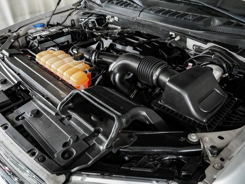 Used 2018 Ford F150 Lariat AWD/4WD image 48
