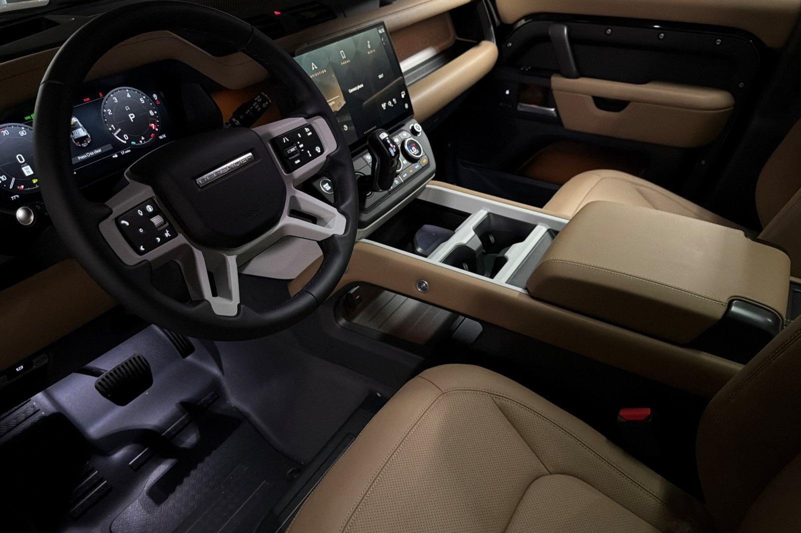 New 2026 Land Rover Defender 110 X-Dynamic SE AWD/4WD image 4