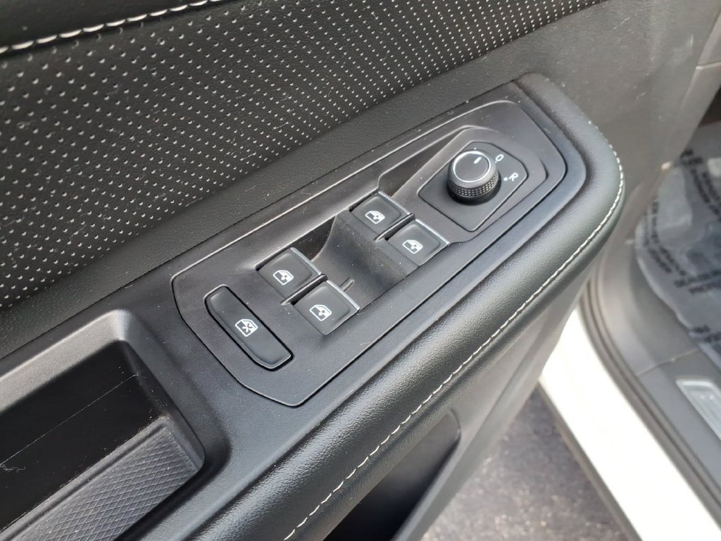 Used 2024 Volkswagen Atlas SE AWD/4WD image 20